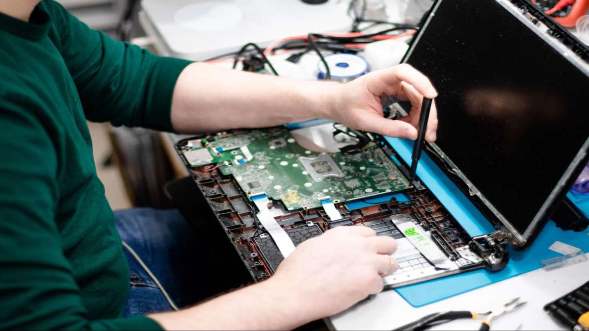 Servise Segera Agar Laptop Tidak Lemot
